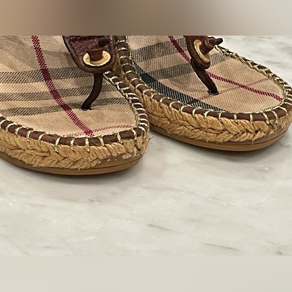 Burberry leather and plaid fabric wedges, burgundy, Burberry check, sz7, EUC - Picture 11 of 16